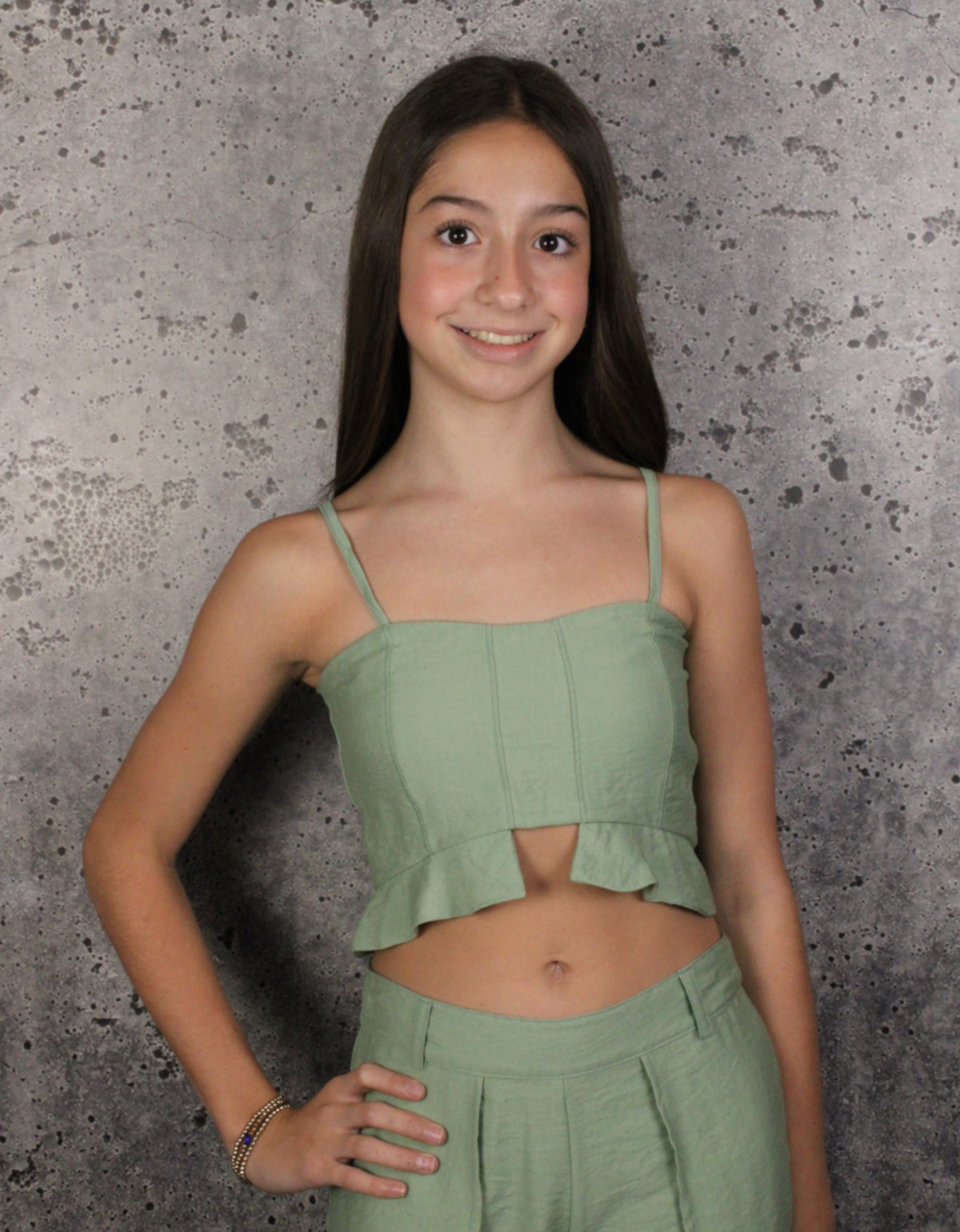IS Green Ruffle Hem Top