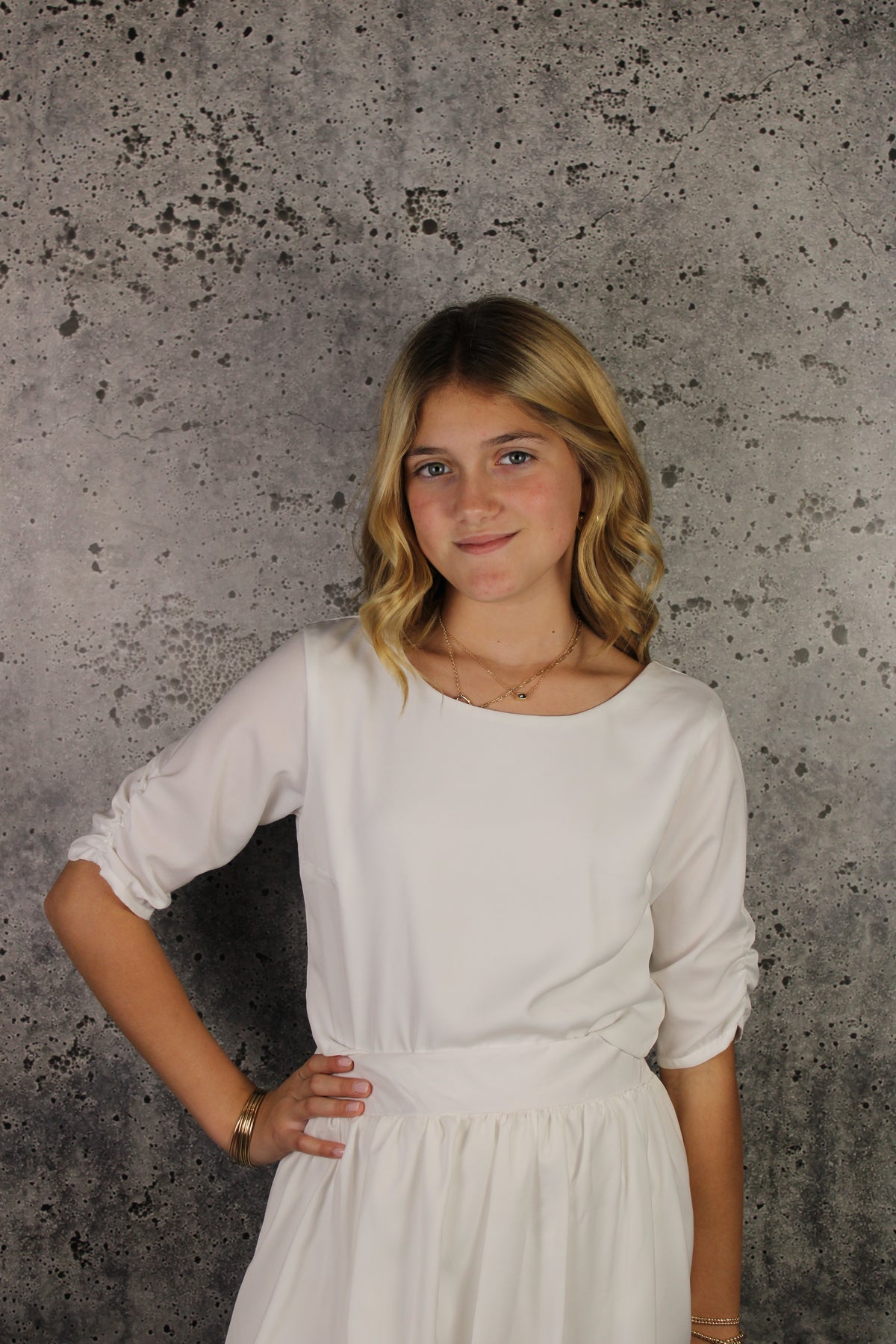 IS White Short Sleeve Button Back Top