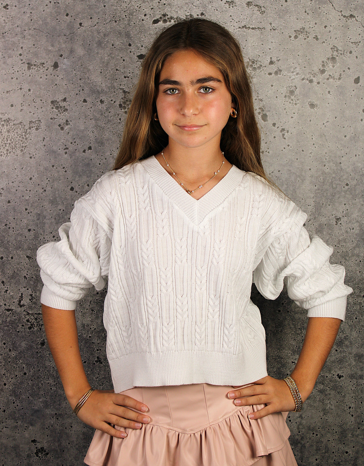 IS White Long Sleeve V Neck Sweater