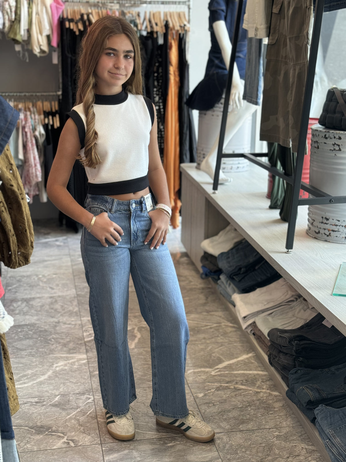 IS White Contrast Trim Crop Top